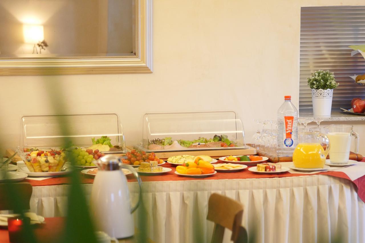 Hotel Refrather Hof Bergisch Gladbach Esterno foto